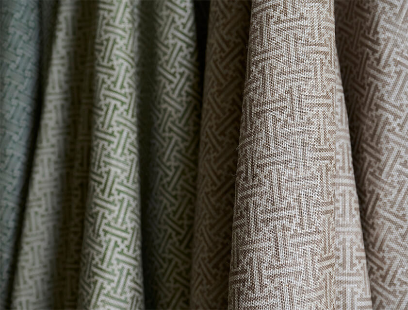 Spill Resistant Gertrude Jekyll Lattice browns and greens